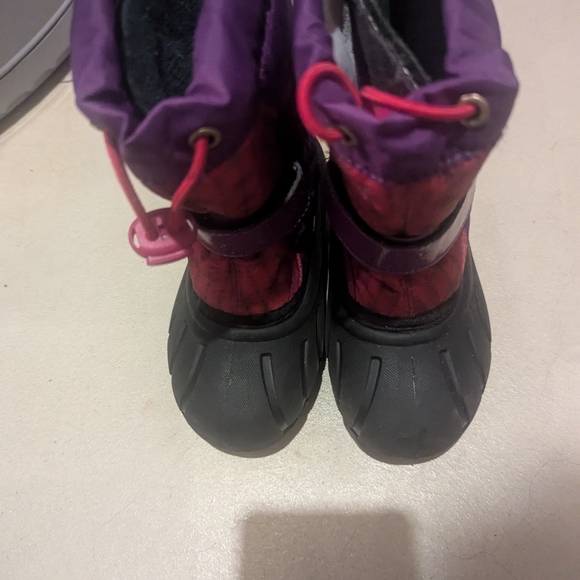 Disney Frozen Sorel Snow Boots - Size 10T - Picture 2 of 4